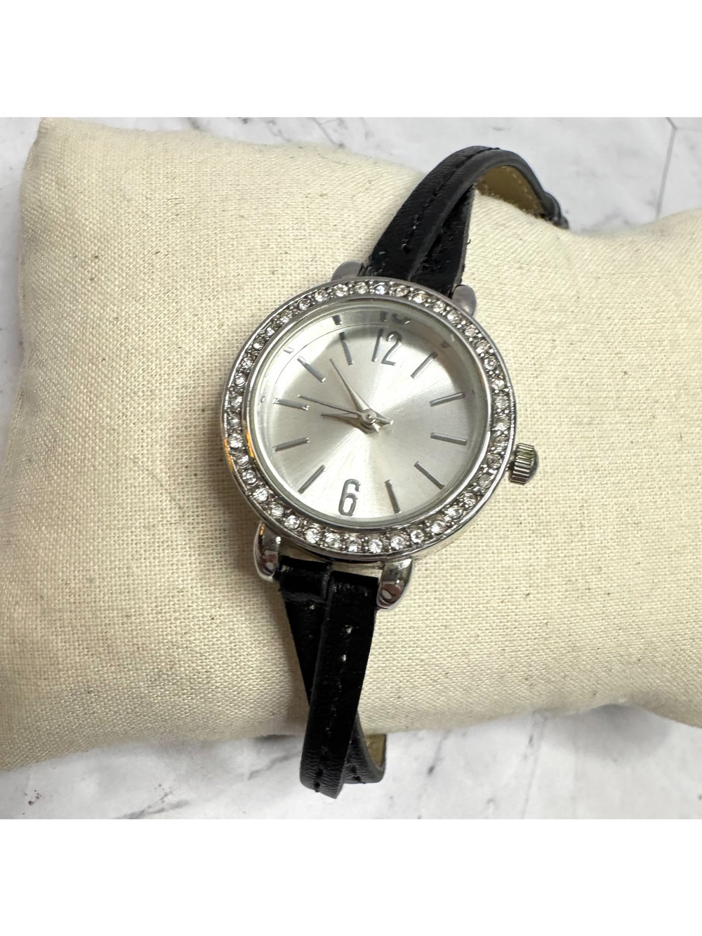 Vintage Ladies Watch Silver Tone Black Twist Band Rhinestone FMDKF040 New Batt